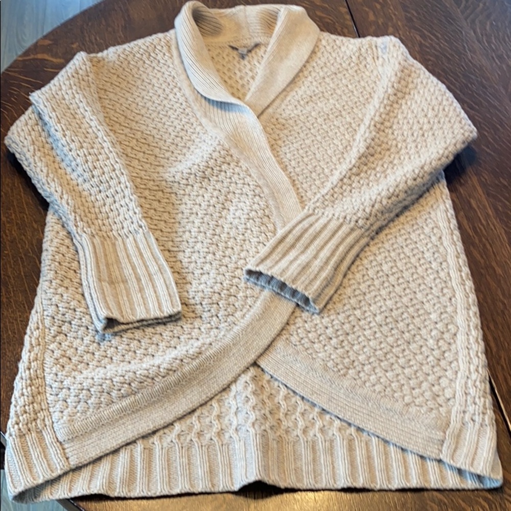 Athleta cocoon wrap